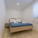 Luxury Apartment 4*