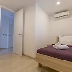Luxury מאקרסקה