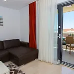Luxury דירה מאקרסקה