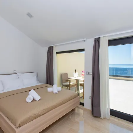 Апартаменты Luxury 4*