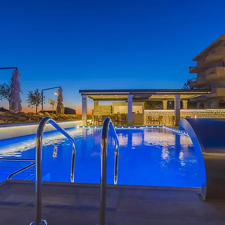 Luxury Макарска