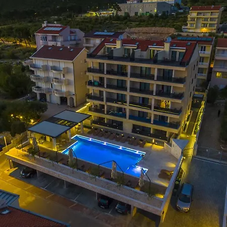 Daire Luxury 4*